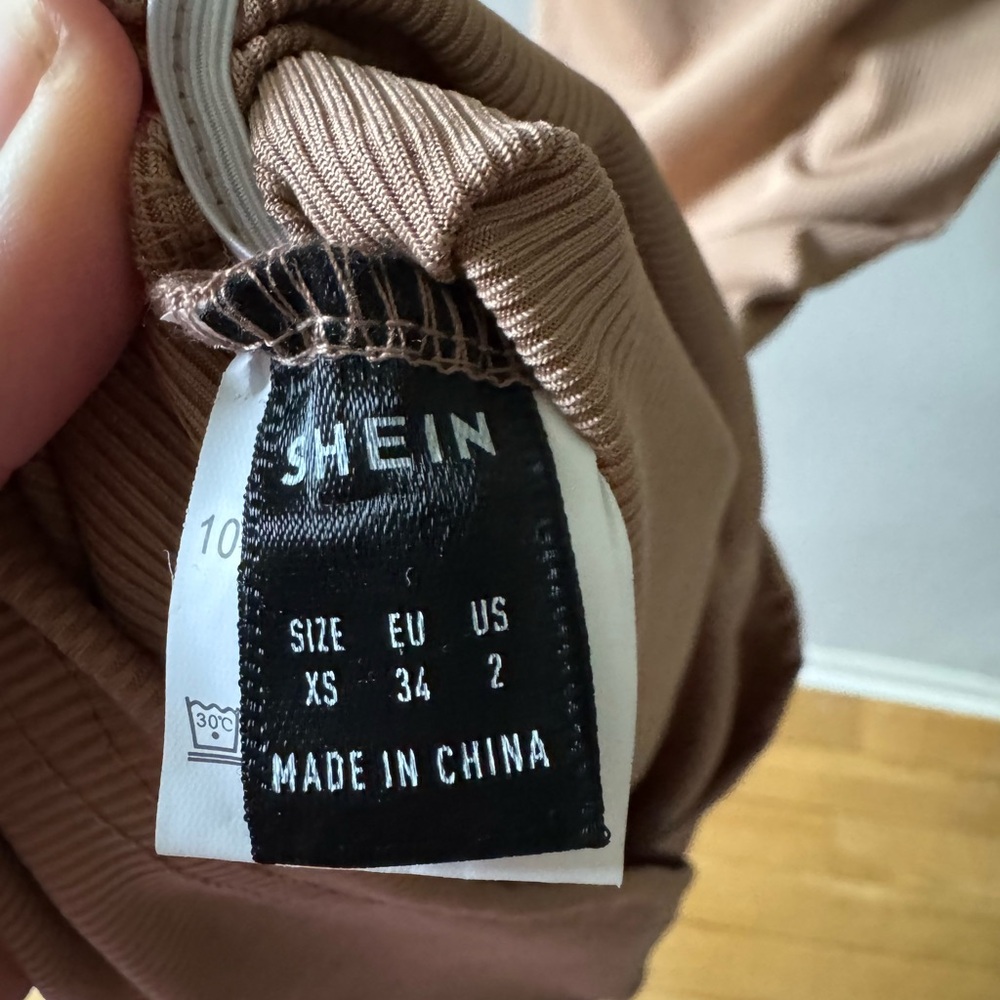 Elegant Tan Ruched Dress - Picture 3 of 5
